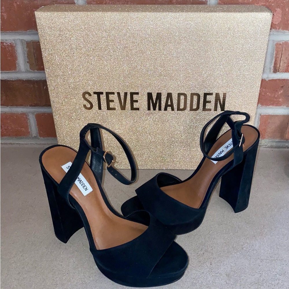Steve Madden Chunky Suede Platform Heels with Holiday Gift Box